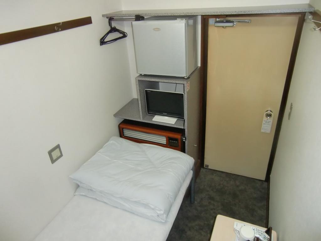 Economy Hotel Hoteiya طوكيو المظهر الخارجي الصورة